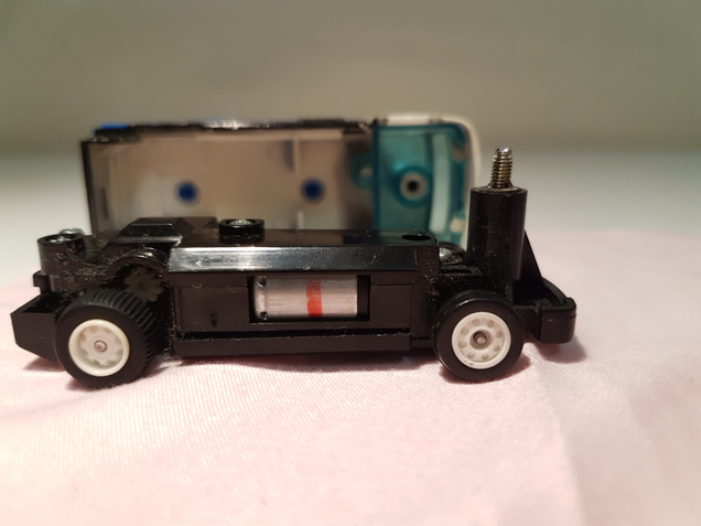 Illustration for article titled Throwback Thursday: B/O (Battery-operated) Tomica B-12 Nissan Atlas Garbage Truck